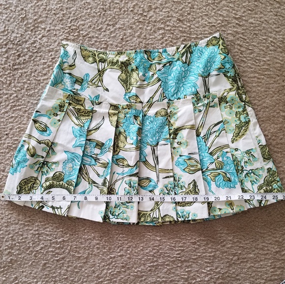 LOFT pleated printed floral skirt sz 8 - Picture 7 of 7